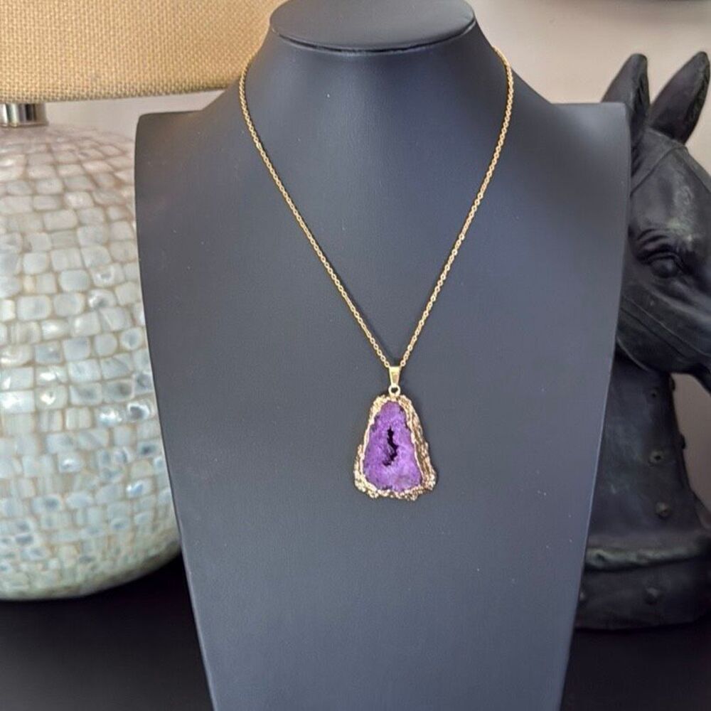 Men’s Unique Raw Purple Agate Drusy Necklace – Gilded Edge Pendant on Chain